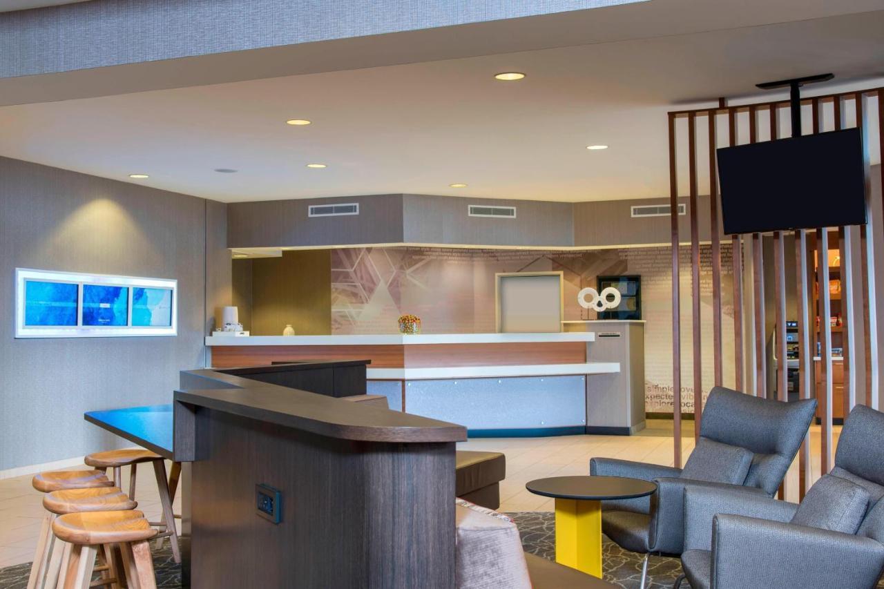 Springhill Suites Grand Rapids North Luaran gambar