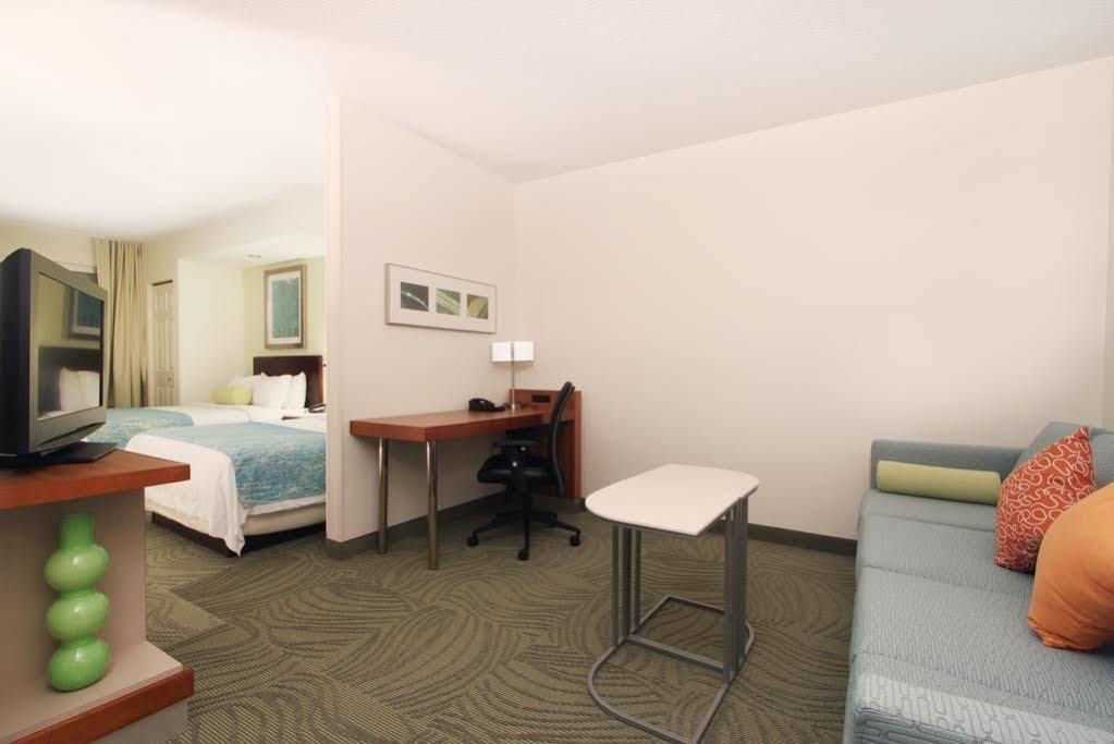 Springhill Suites Grand Rapids North Luaran gambar