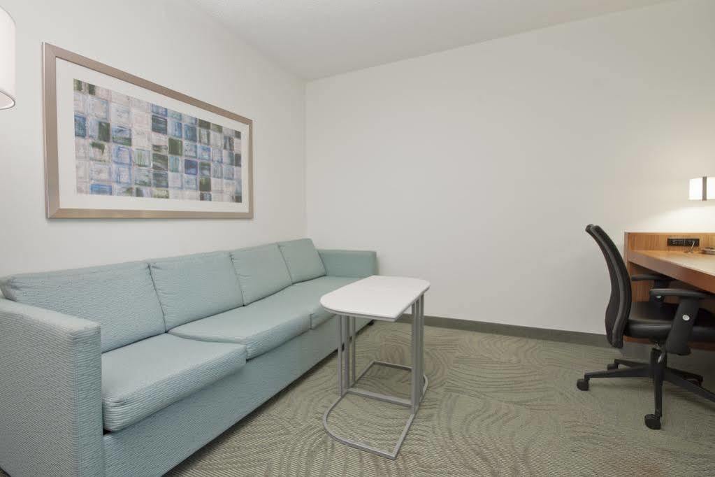 Springhill Suites Grand Rapids North Luaran gambar