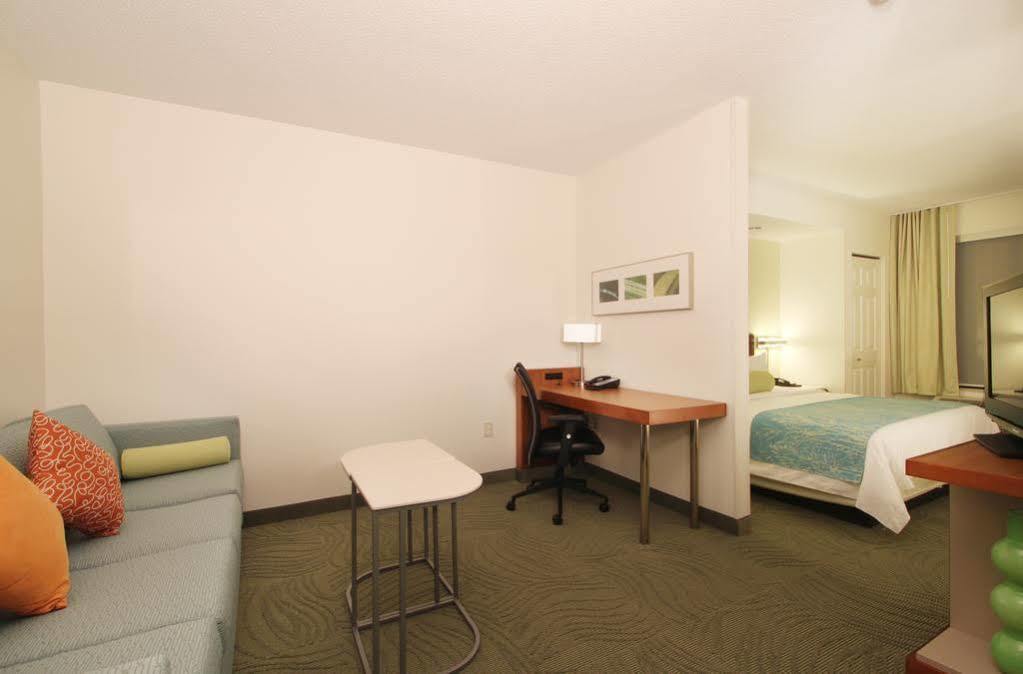 Springhill Suites Grand Rapids North Luaran gambar