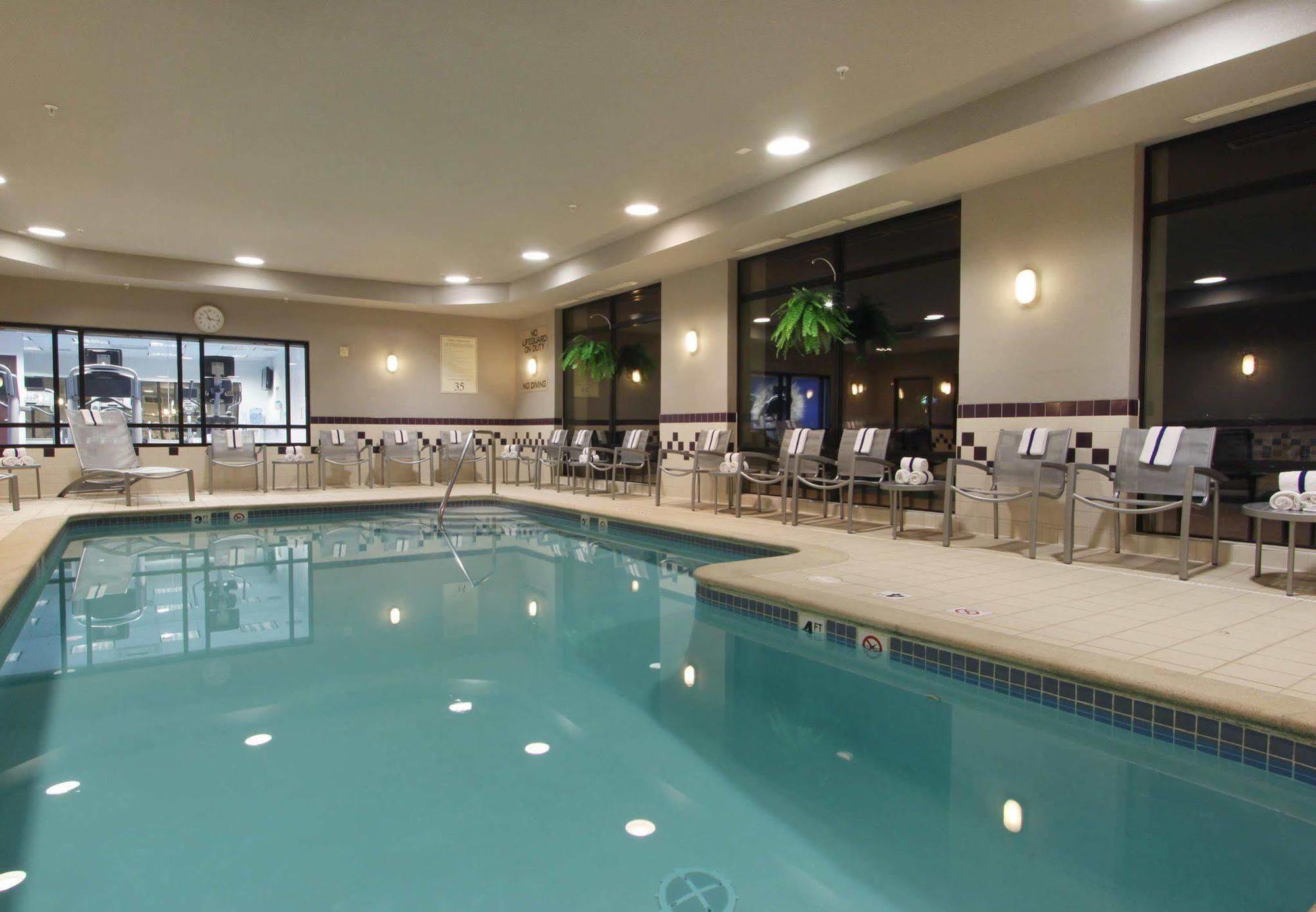 Springhill Suites Grand Rapids North Luaran gambar